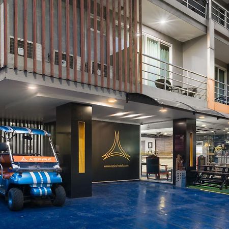 Aspira Suites Sukhumvit 20 방콕 외부 사진