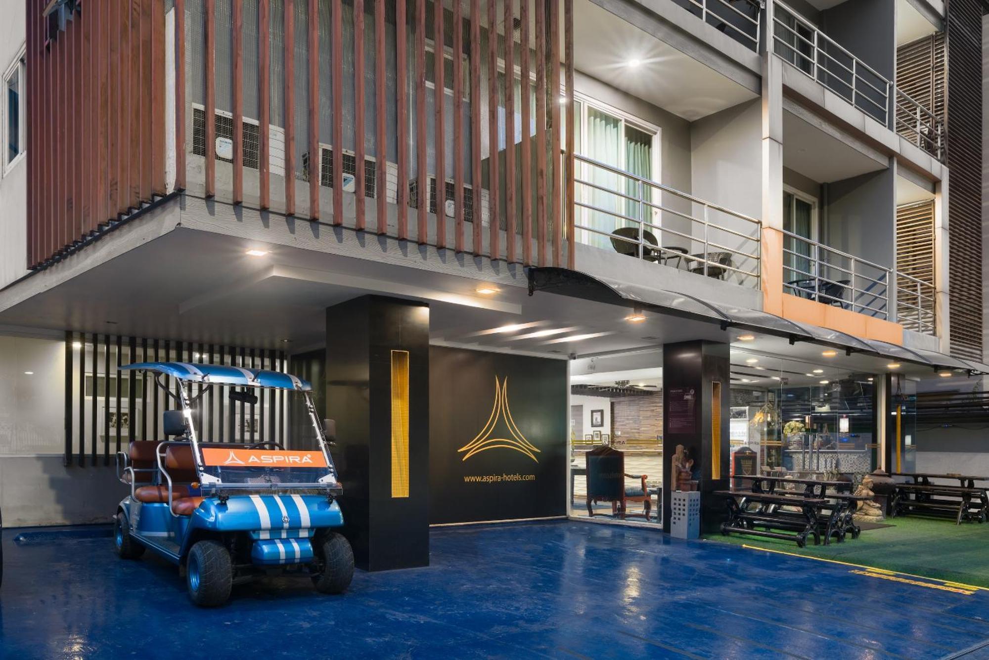 Aspira Suites Sukhumvit 20 방콕 외부 사진