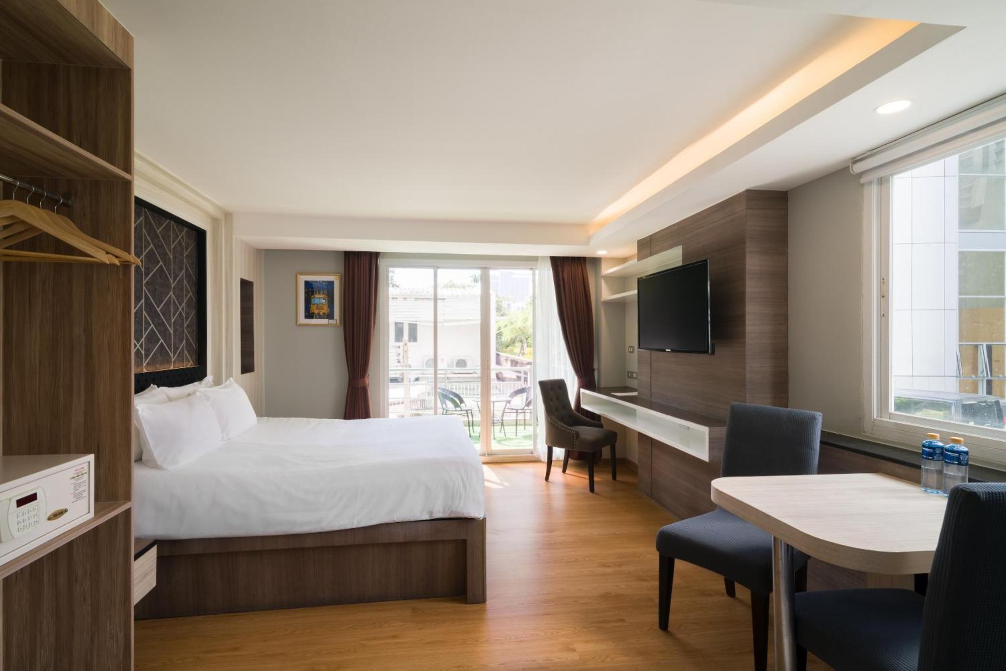 Aspira Suites Sukhumvit 20 방콕 외부 사진
