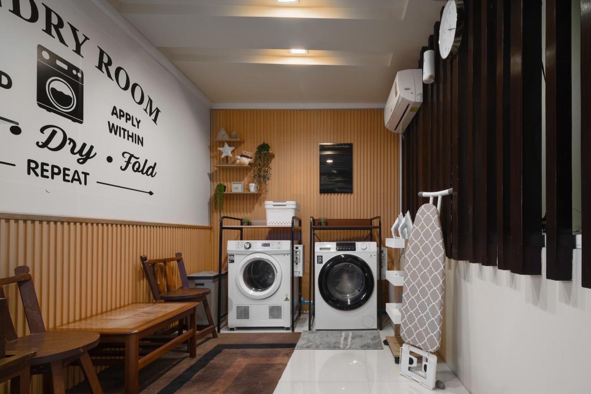 Aspira Suites Sukhumvit 20 방콕 외부 사진