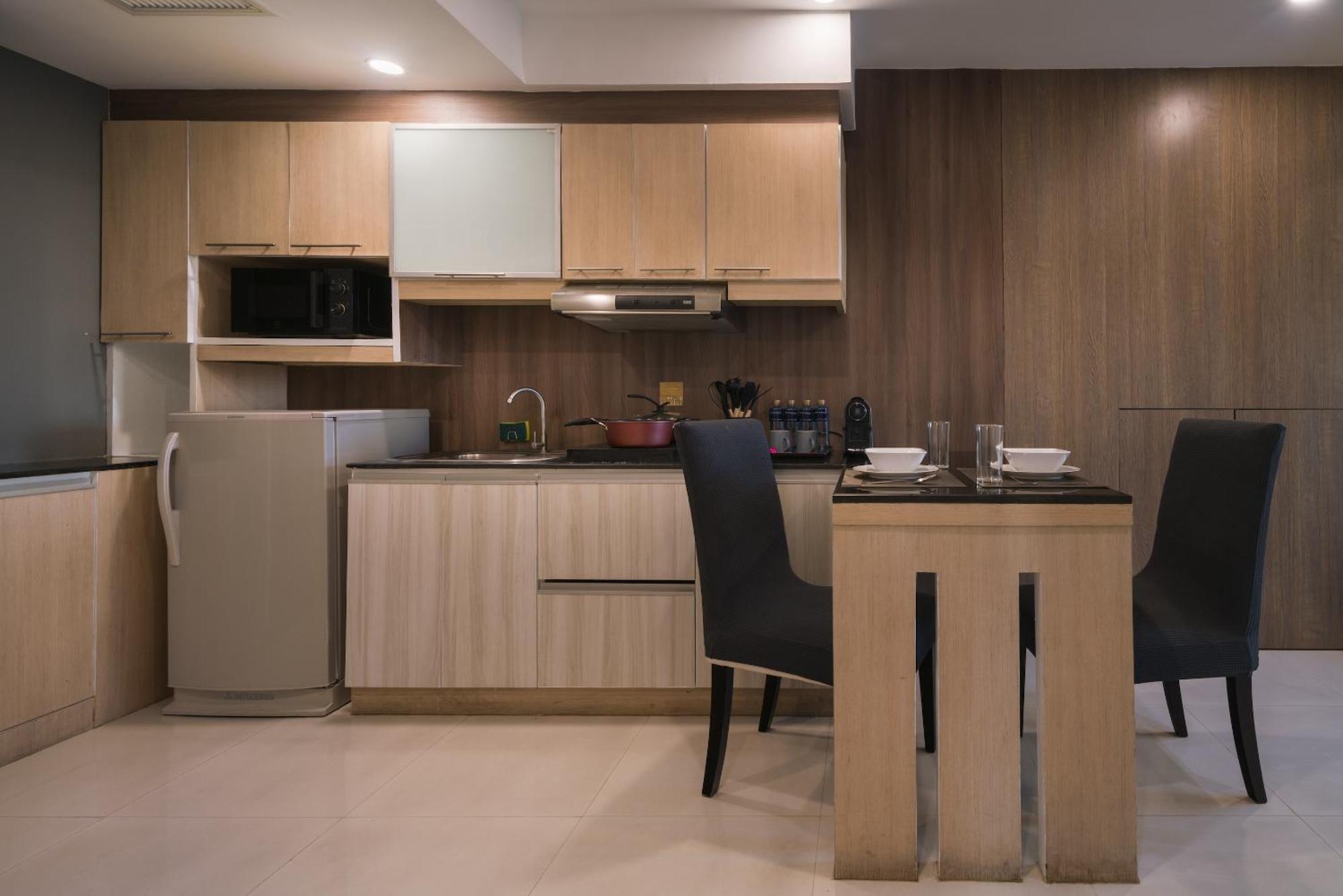 Aspira Suites Sukhumvit 20 방콕 외부 사진
