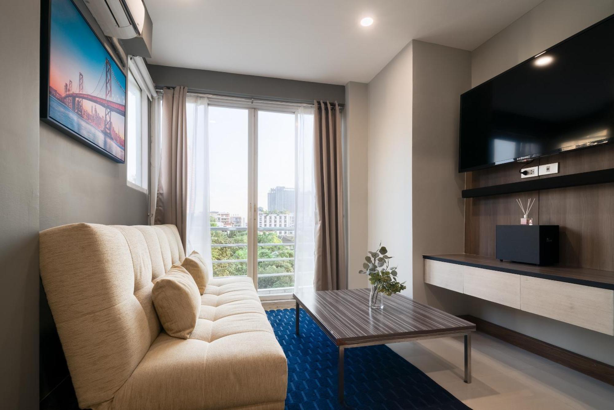 Aspira Suites Sukhumvit 20 방콕 외부 사진